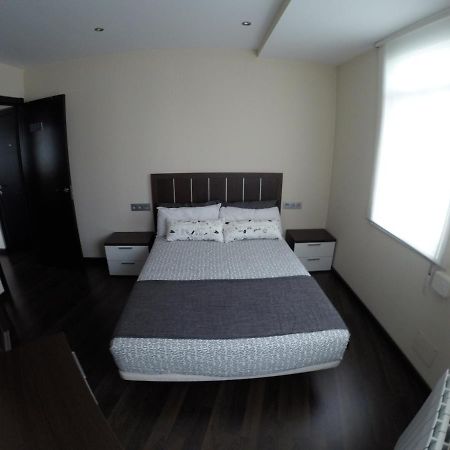 Coqueto Apartamento De 2 Habitaciones En Zona Estacion Tren A Coruña Exterior foto